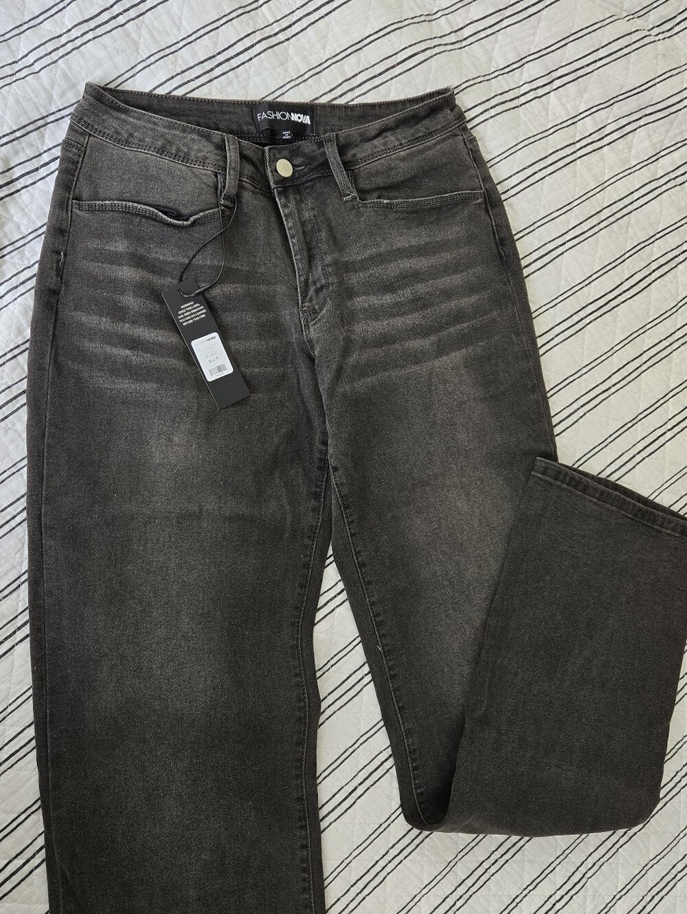 Black Wash Baggy Jeans - Fashion Nova - Picture 3 of 6
